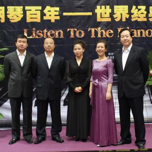 好莱坞丰满视频网站
